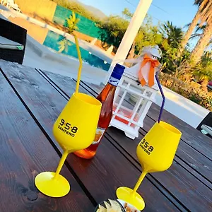 Zeus Hébergement de vacances